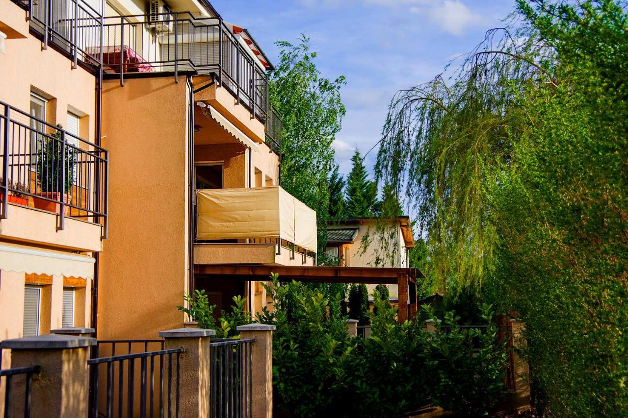 Апартаменты Panorama Apartman Замарди Экстерьер фото